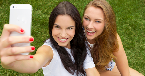 Psychologists Reveal Why Teens Take So Many Selfies