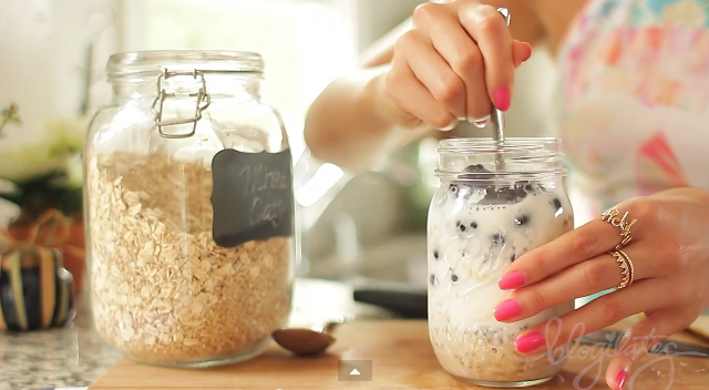 She Wants A Healthy Breakfast So She Makes Flourless Pancakes. Best Recipe EVER!